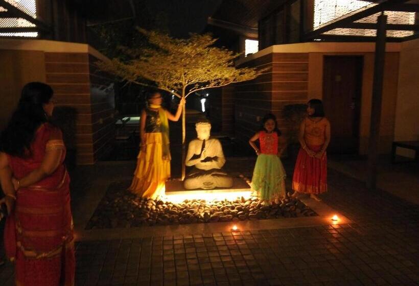 Hotel Lago Leisure Resort & Spa