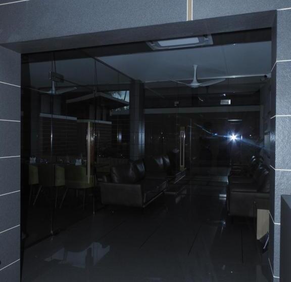 Hotel Lago Leisure Resort & Spa