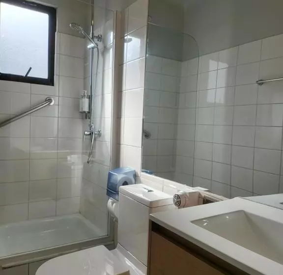 ホテル Las Terrazas Express