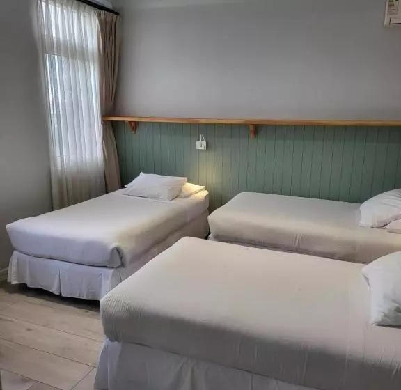 ホテル Las Terrazas Express