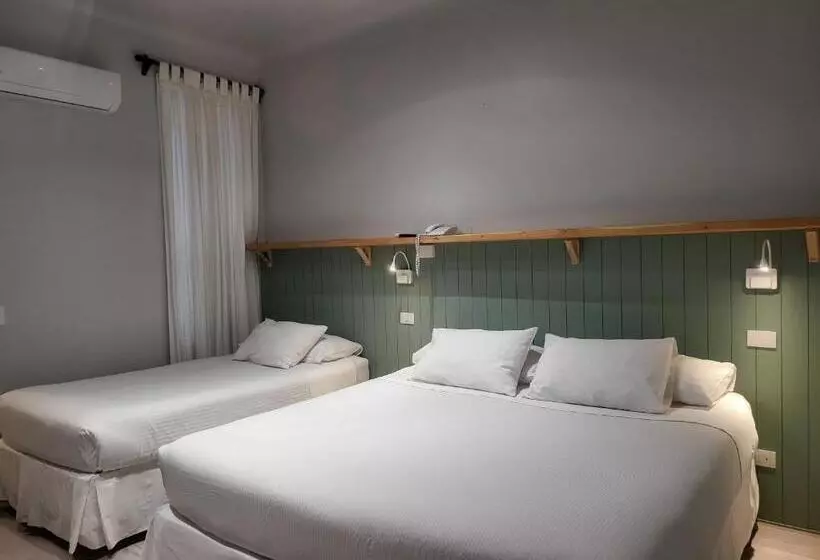 ホテル Las Terrazas Express