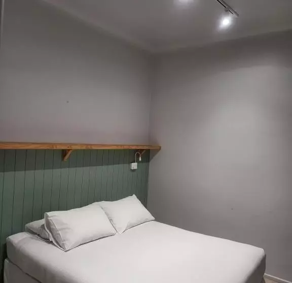 ホテル Las Terrazas Express