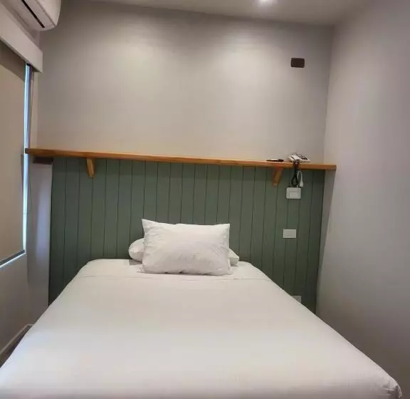 ホテル Las Terrazas Express