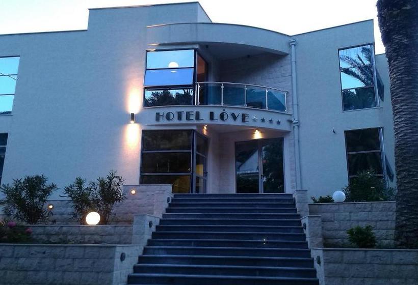 هتل Love Live