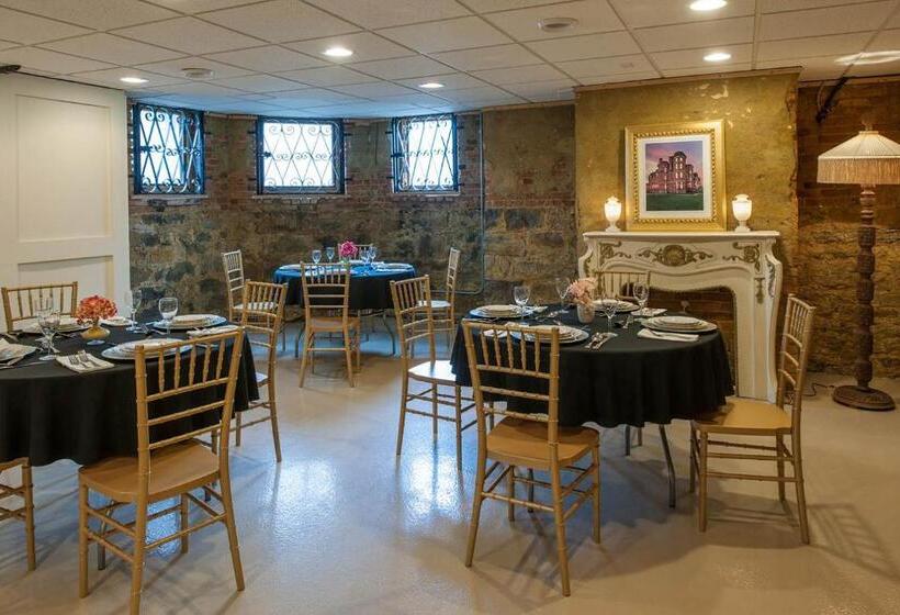 فندق The Inn At 97 Winder