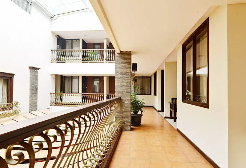 Hotel Zen Rooms Dago