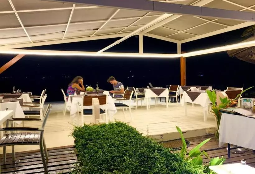 Mama Beach Residence Adults Only