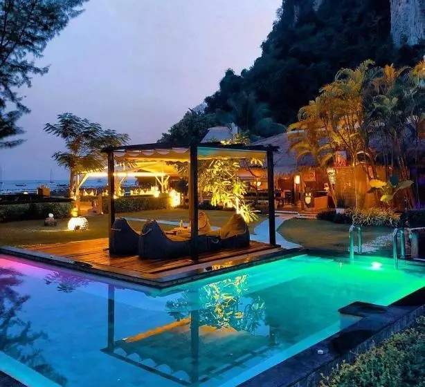 Mama Beach Residence Adults Only