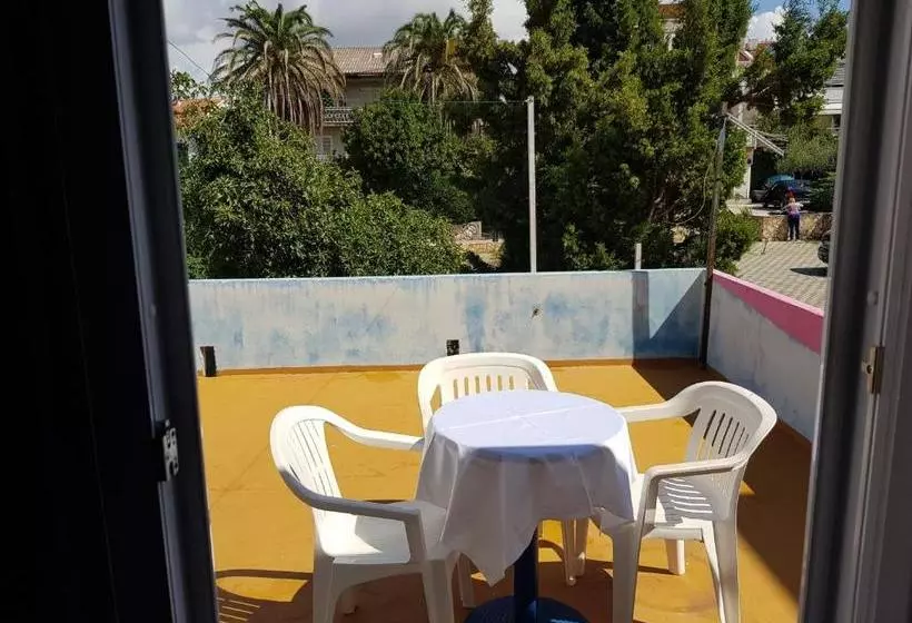 Simple&central Hostel