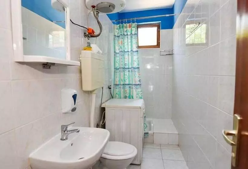 Simple&central Hostel