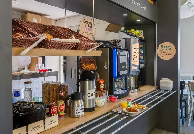 B&b Hotel Bourges 1