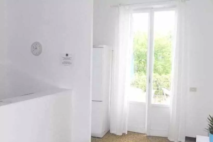 ベッドアンドブレックファースト La Pergola