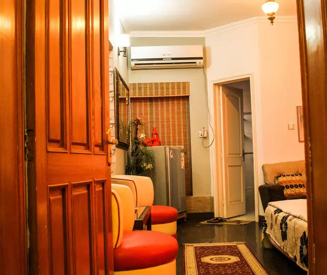 تختخواب و صبحانه Lahore Guest House
