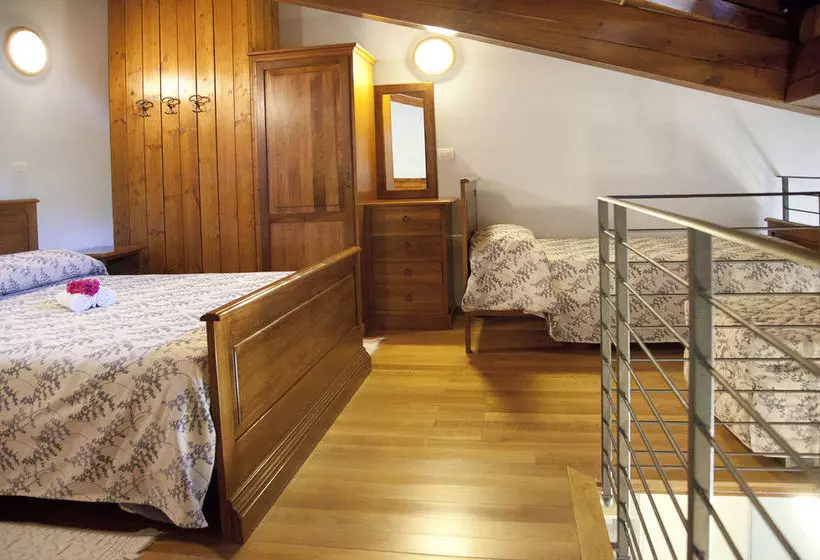 Country House Angelo Blu