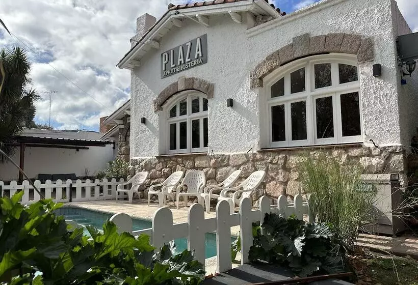 Hostelli Apart Hostería Plaza