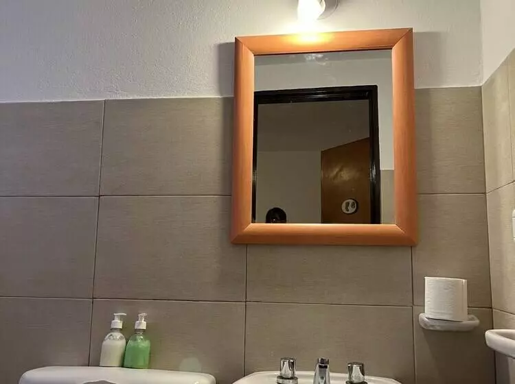 Hostelli Apart Hostería Plaza