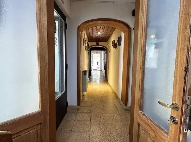 Hostelli Apart Hostería Plaza