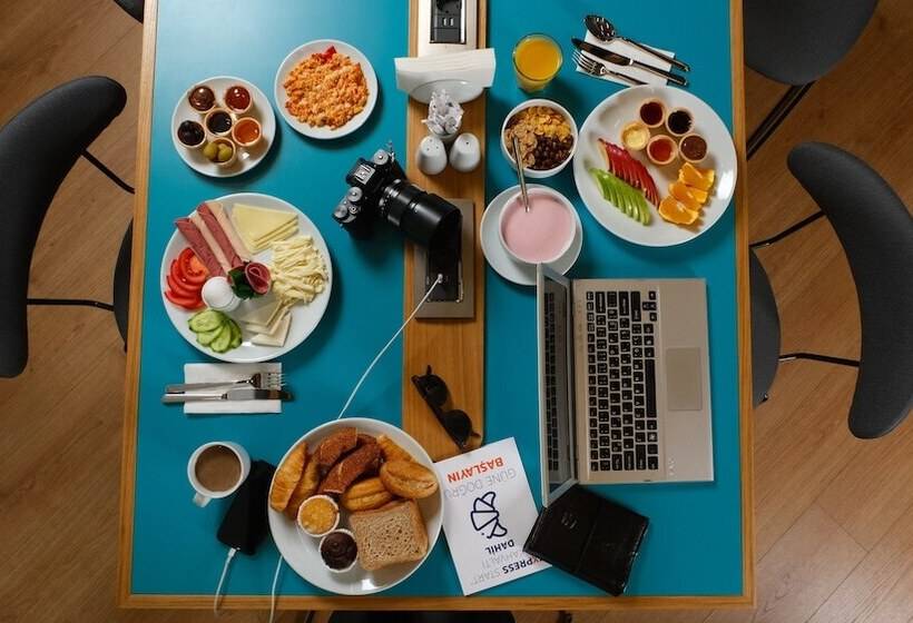 Hotel Holiday Inn Express   Istanbul   Atakoy Metro, An Ihg