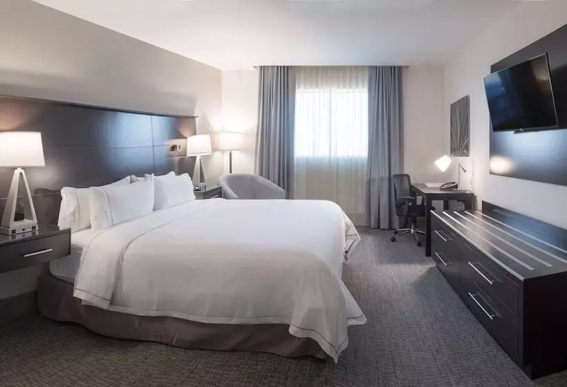 Hotelli Holiday Inn Express & Suites Silao Aeropuerto Terminal, An Ihg