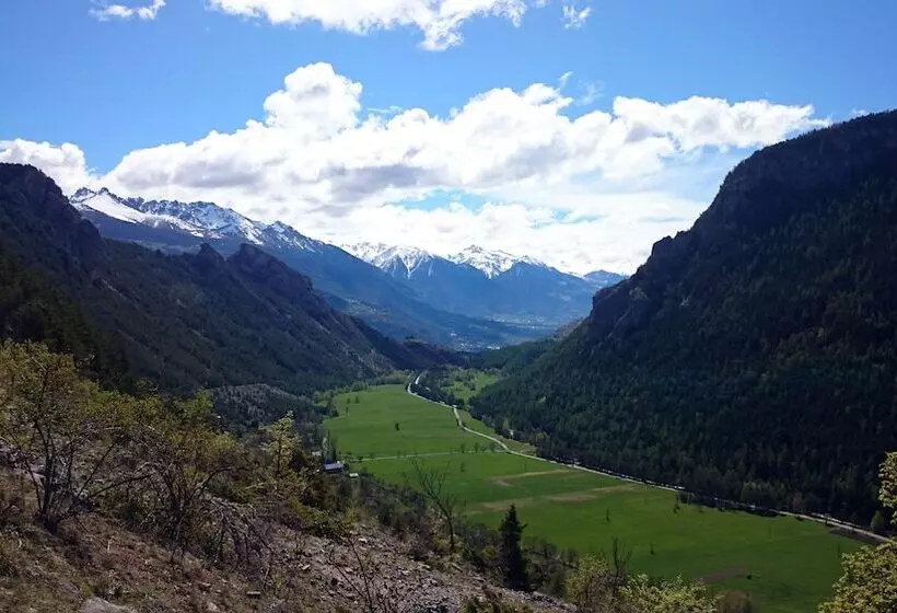 Hotelli Les écrins D Azur