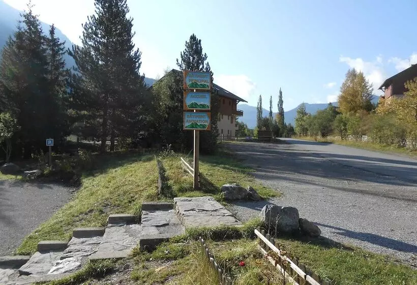 Hotelli Les écrins D Azur