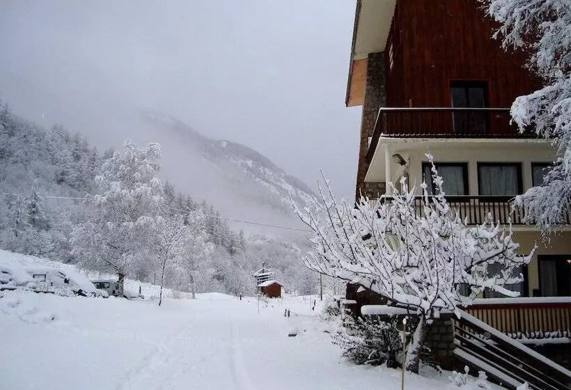 Hotelli Les écrins D Azur