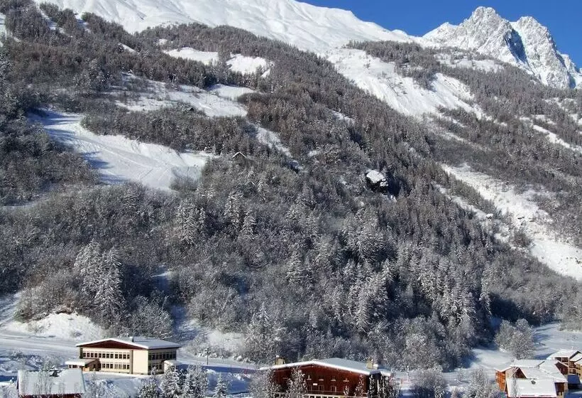 Hotelli Les écrins D Azur