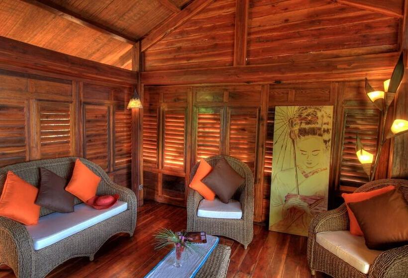 هتل Manga Soa Lodge