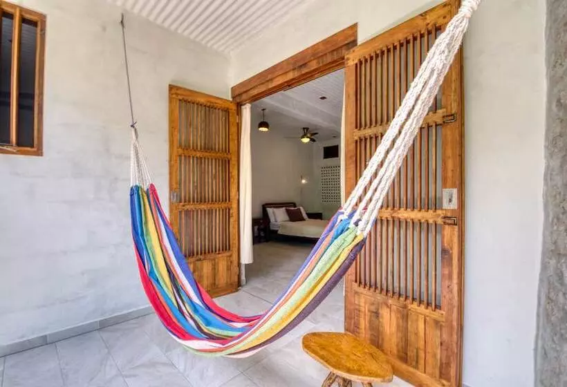 هتل Omega Tours Eco Jungle Lodge