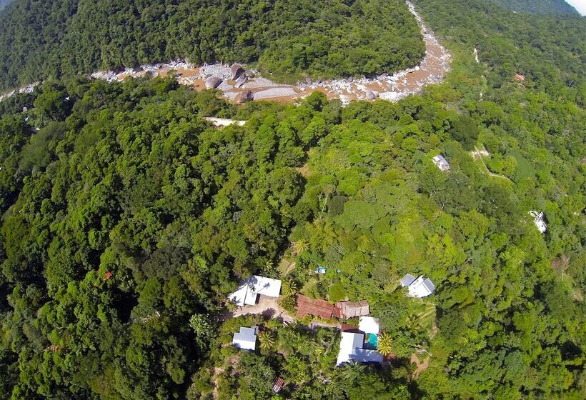 هتل Omega Tours Eco Jungle Lodge