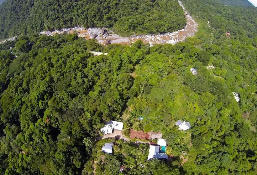 هتل Omega Tours Eco Jungle Lodge