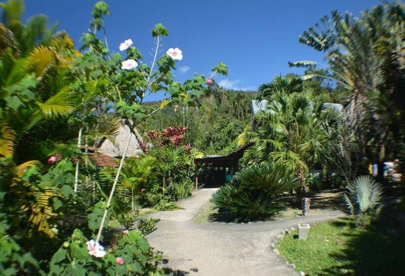 هتل Omega Tours Eco Jungle Lodge