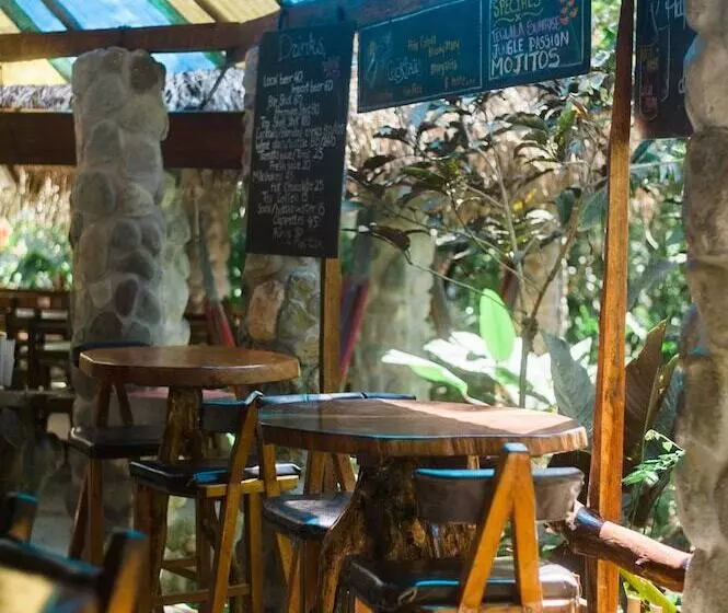 هتل Omega Tours Eco Jungle Lodge