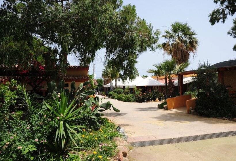 호텔 Villaggio Camping Torre Salinas