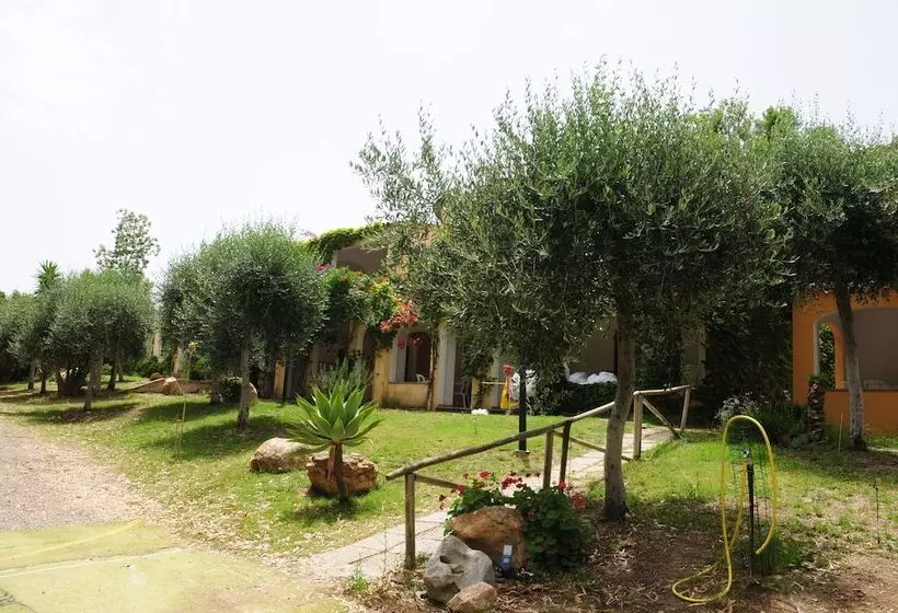 Hotelli Villaggio Camping Torre Salinas