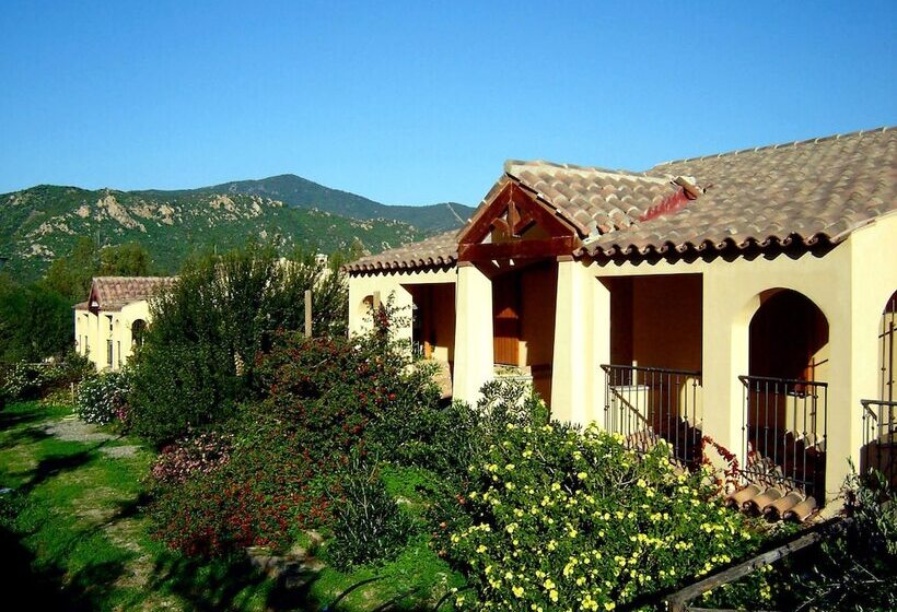 호텔 Villaggio Camping Torre Salinas