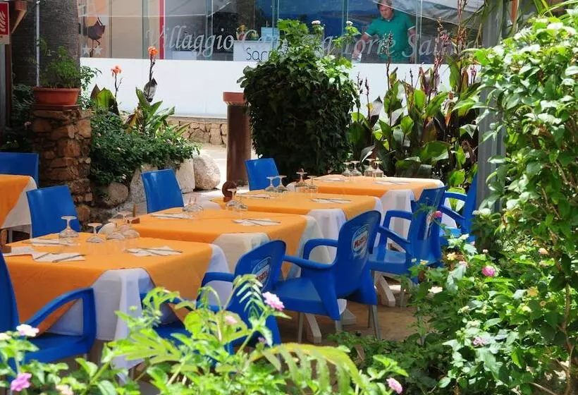 Hotelli Villaggio Camping Torre Salinas