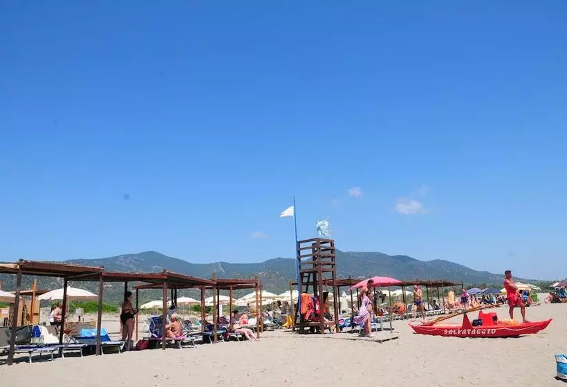 Hotelli Villaggio Camping Torre Salinas