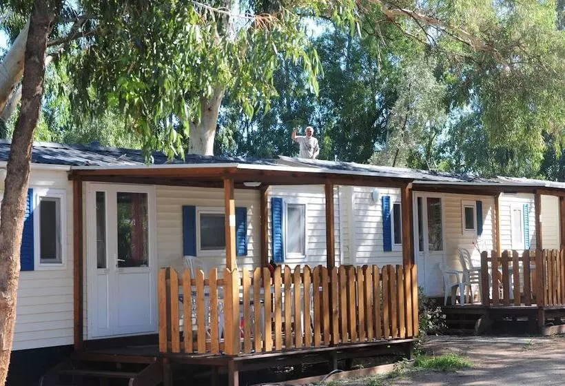 Hotelli Villaggio Camping Torre Salinas