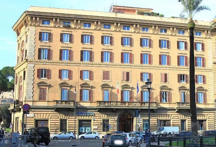 هتل We Love Roma Guest House