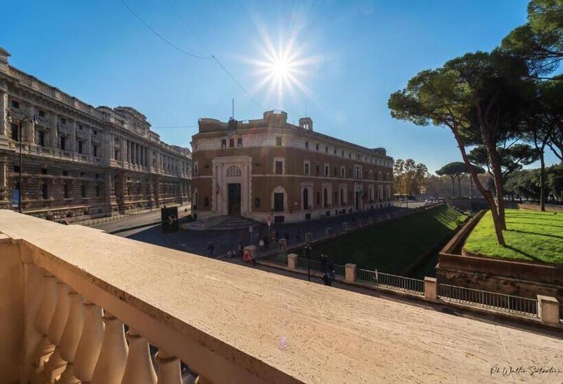 هتل We Love Roma Guest House