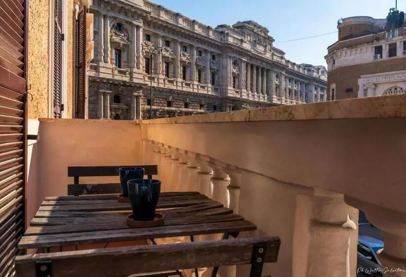 هتل We Love Roma Guest House