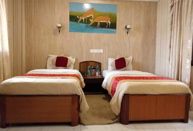استراحتگاه Wildlife Camp