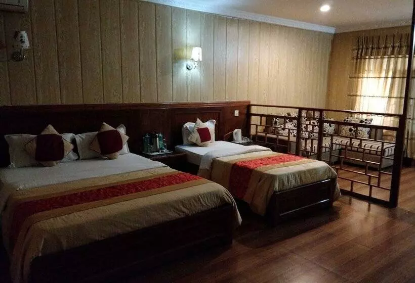 استراحتگاه Wildlife Camp