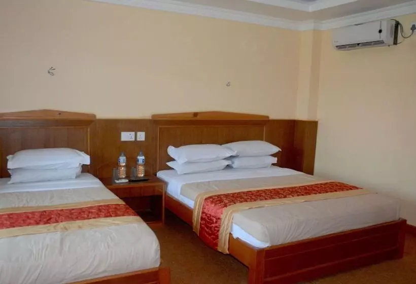 استراحتگاه Wildlife Camp