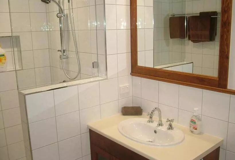 The Summit Bed & Breakfast