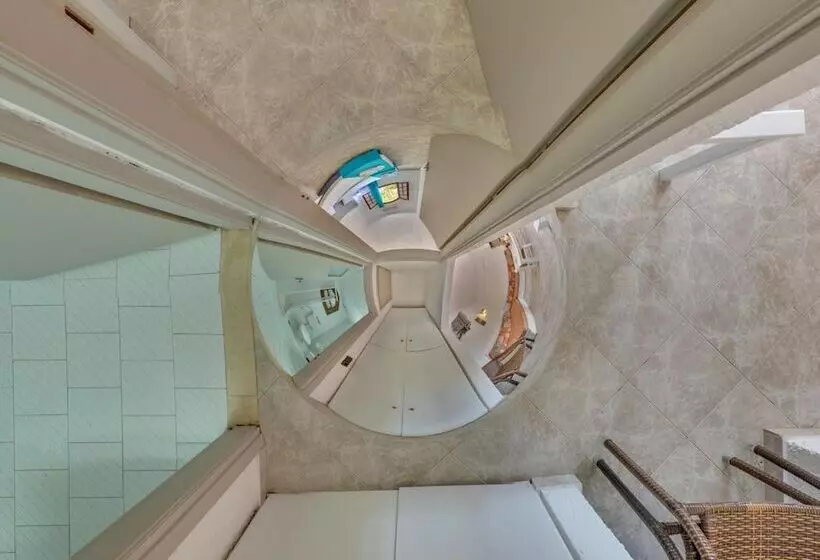 Valentina Apartments