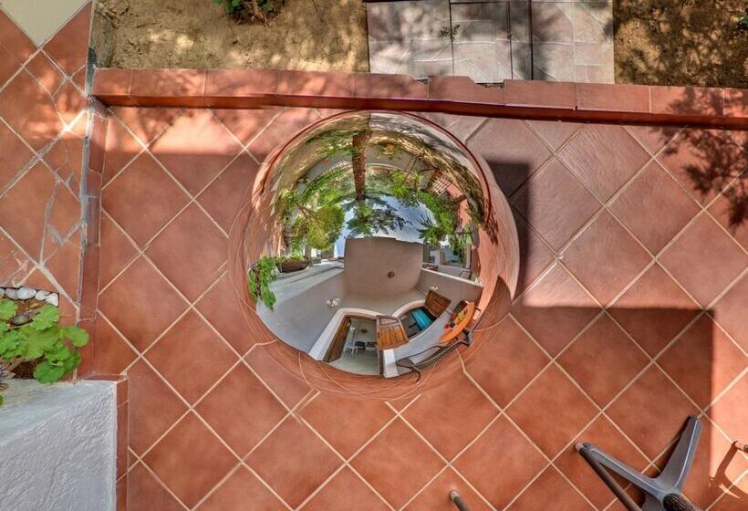 Valentina Apartments