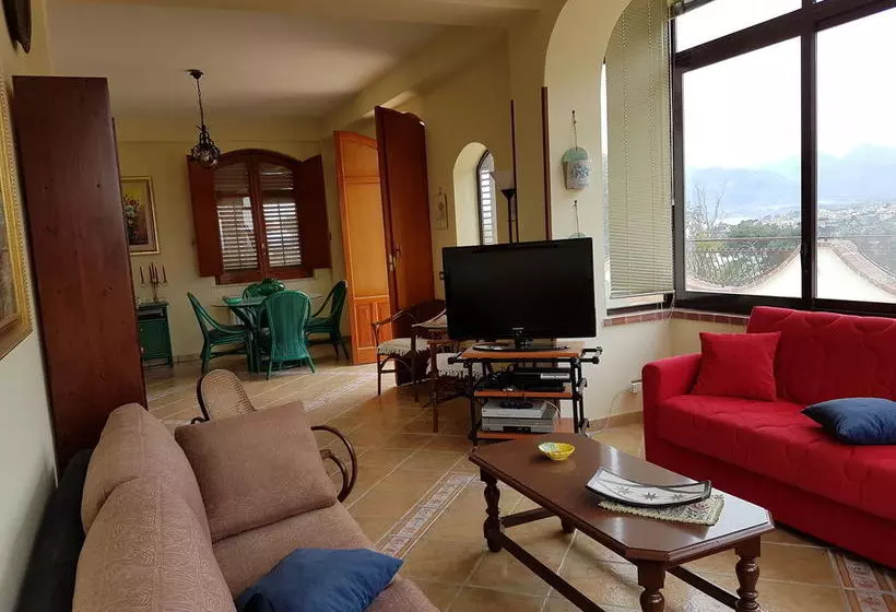 Villa Del Golfo