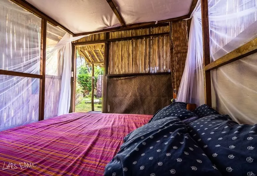 هاستل Diani Backpackers  Adults Only